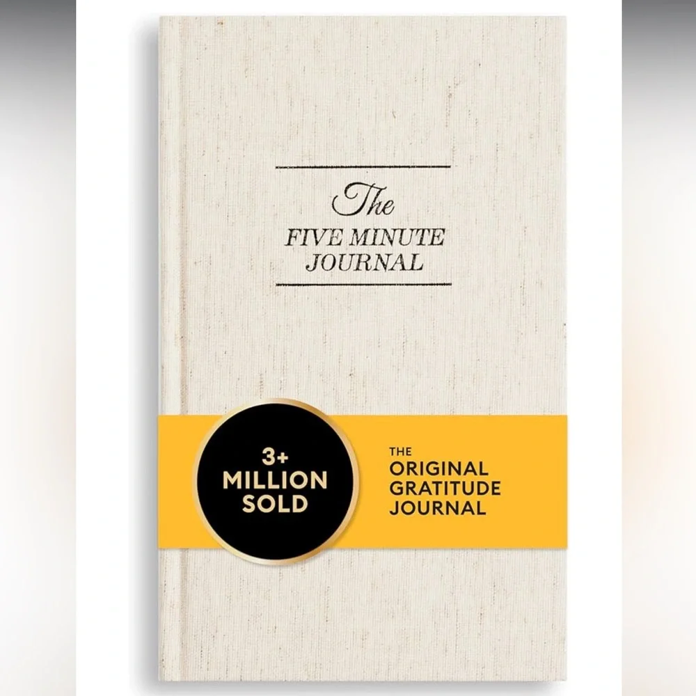 NWT The Five-Minute Journal Book in Ivory Intelligent Change from Revolve - Picture 14 of 14